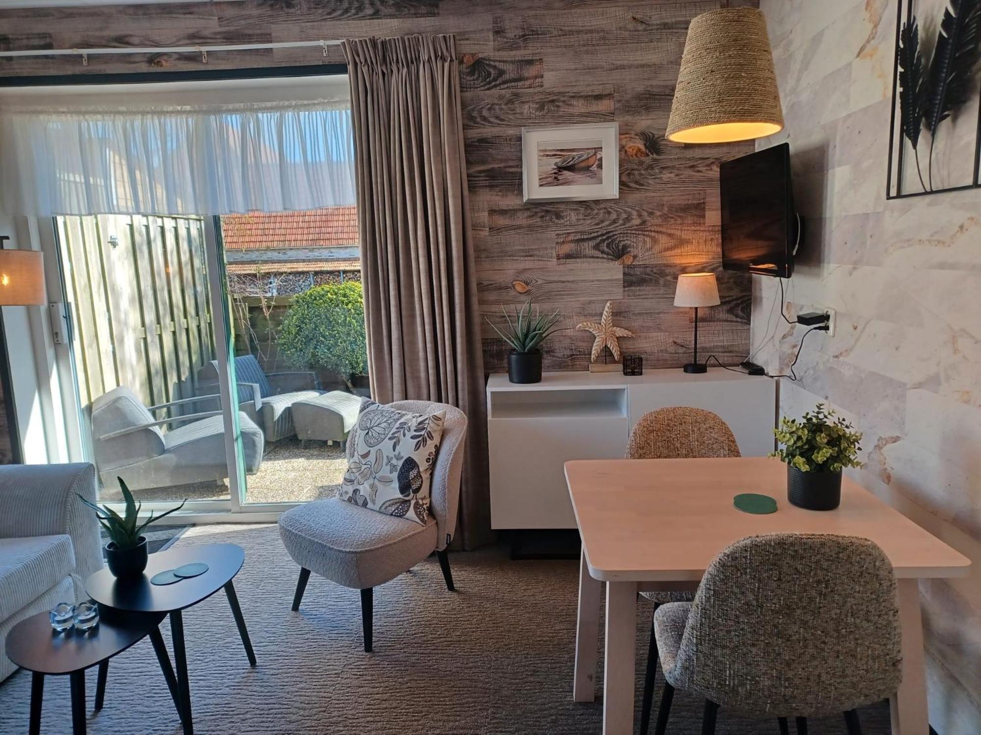 Hotel Dichtbijzee 우스터렌드 외부 사진
