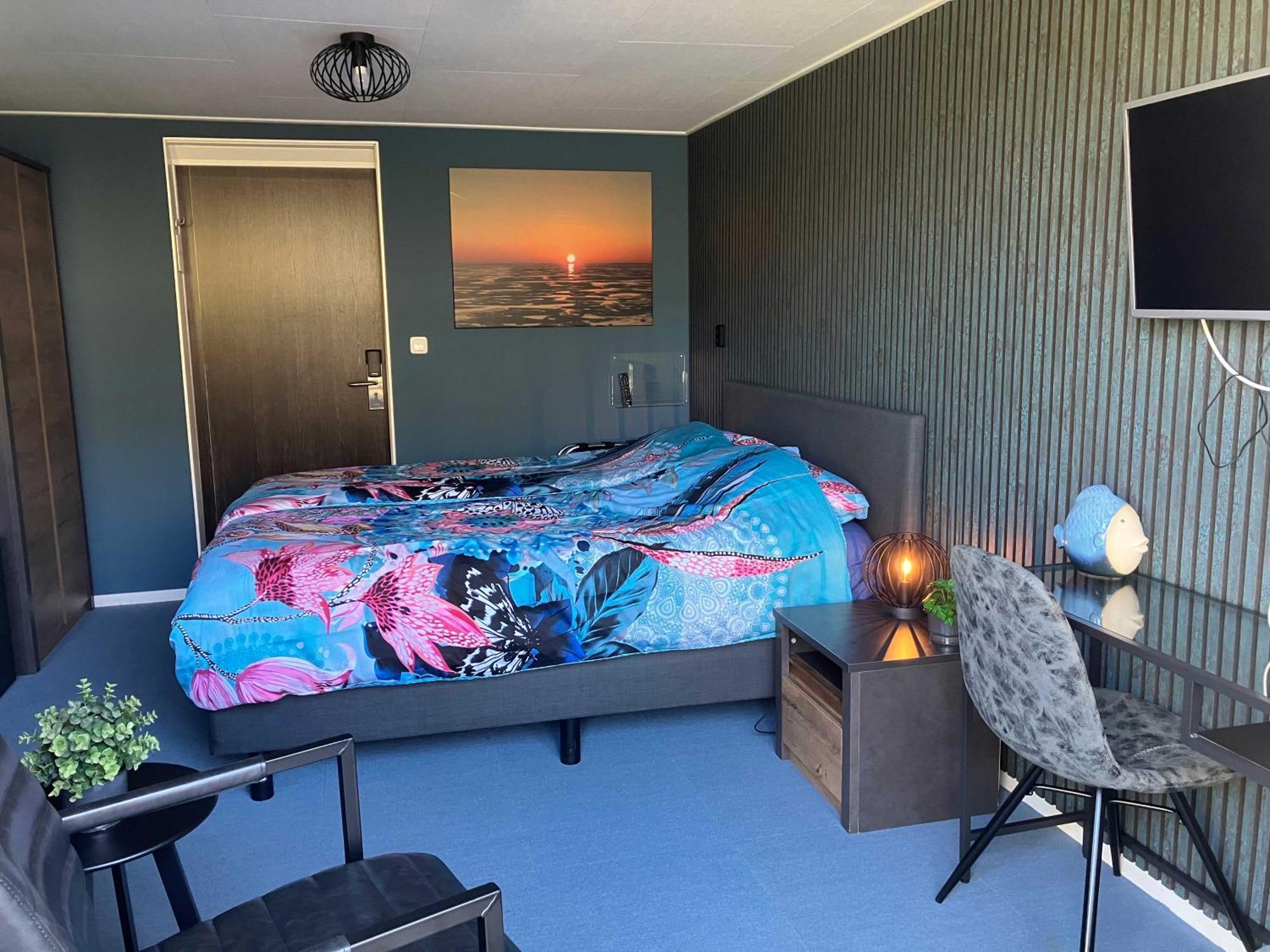 Hotel Dichtbijzee 우스터렌드 외부 사진